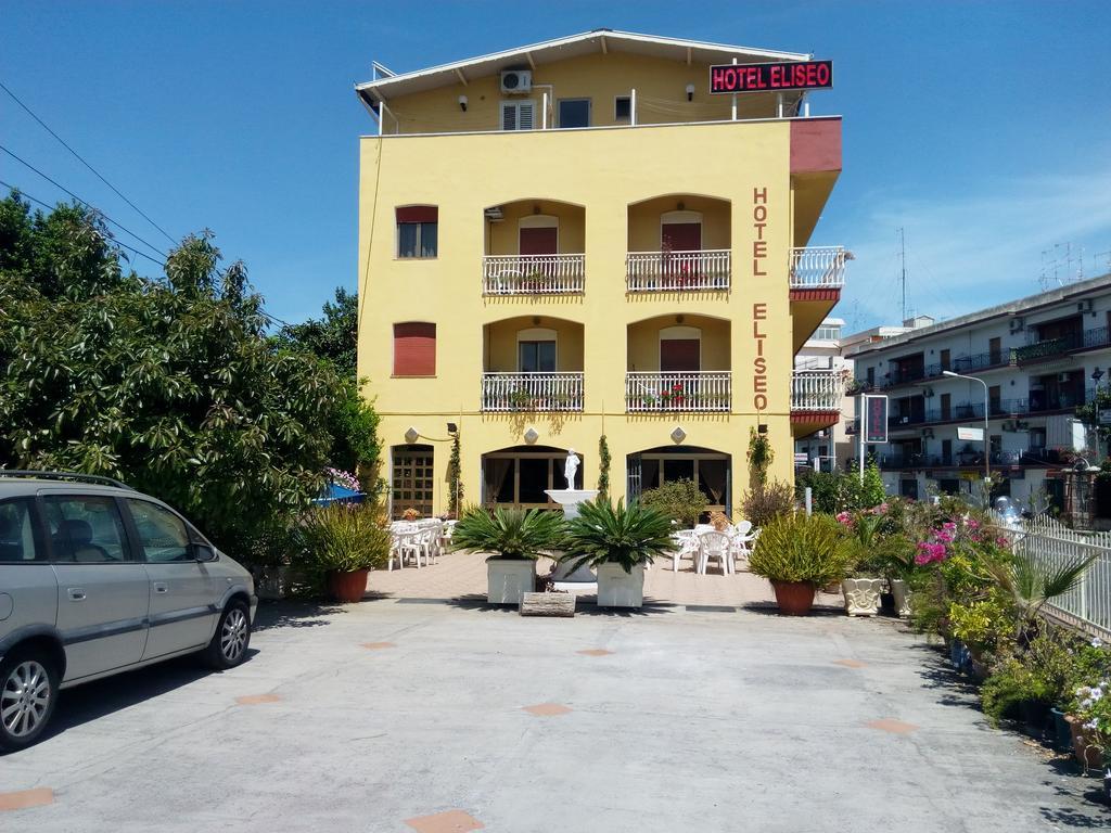 Hotel Eliseo Giardini Naxos Dış mekan fotoğraf