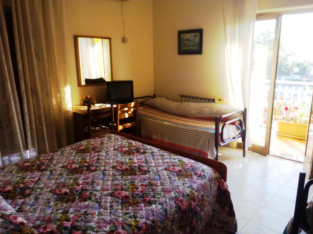 Hotel Eliseo Giardini Naxos Dış mekan fotoğraf