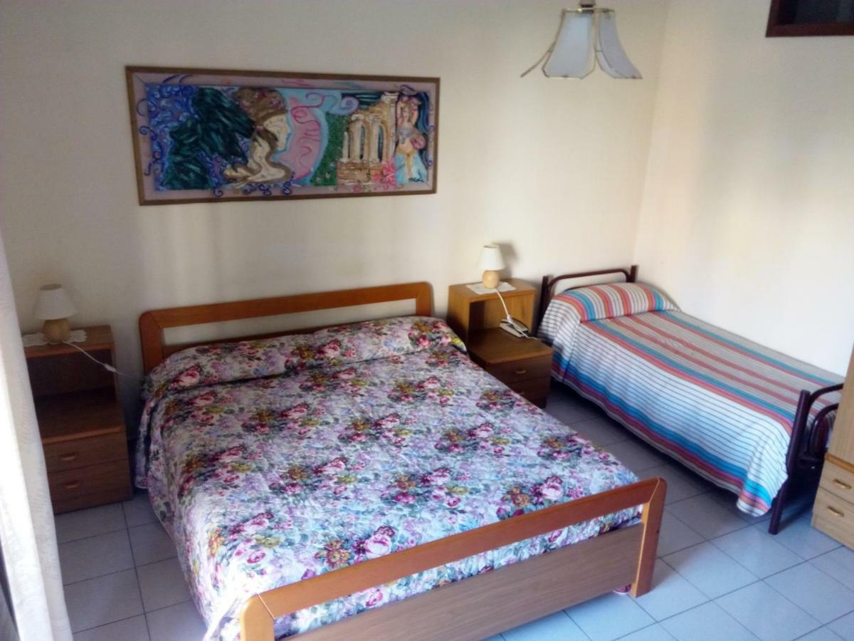 Hotel Eliseo Giardini Naxos Dış mekan fotoğraf