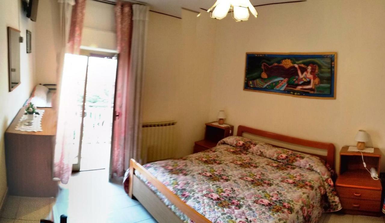 Hotel Eliseo Giardini Naxos Dış mekan fotoğraf