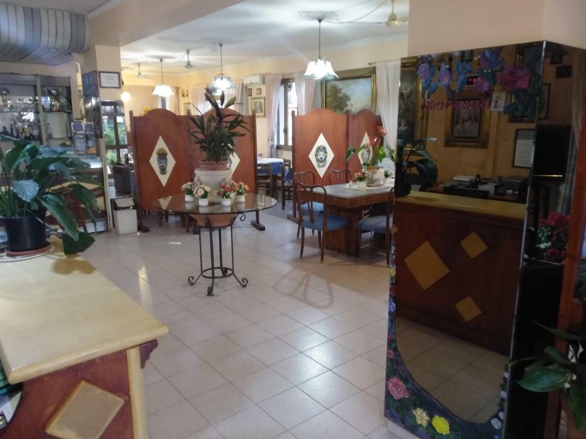 Hotel Eliseo Giardini Naxos Dış mekan fotoğraf