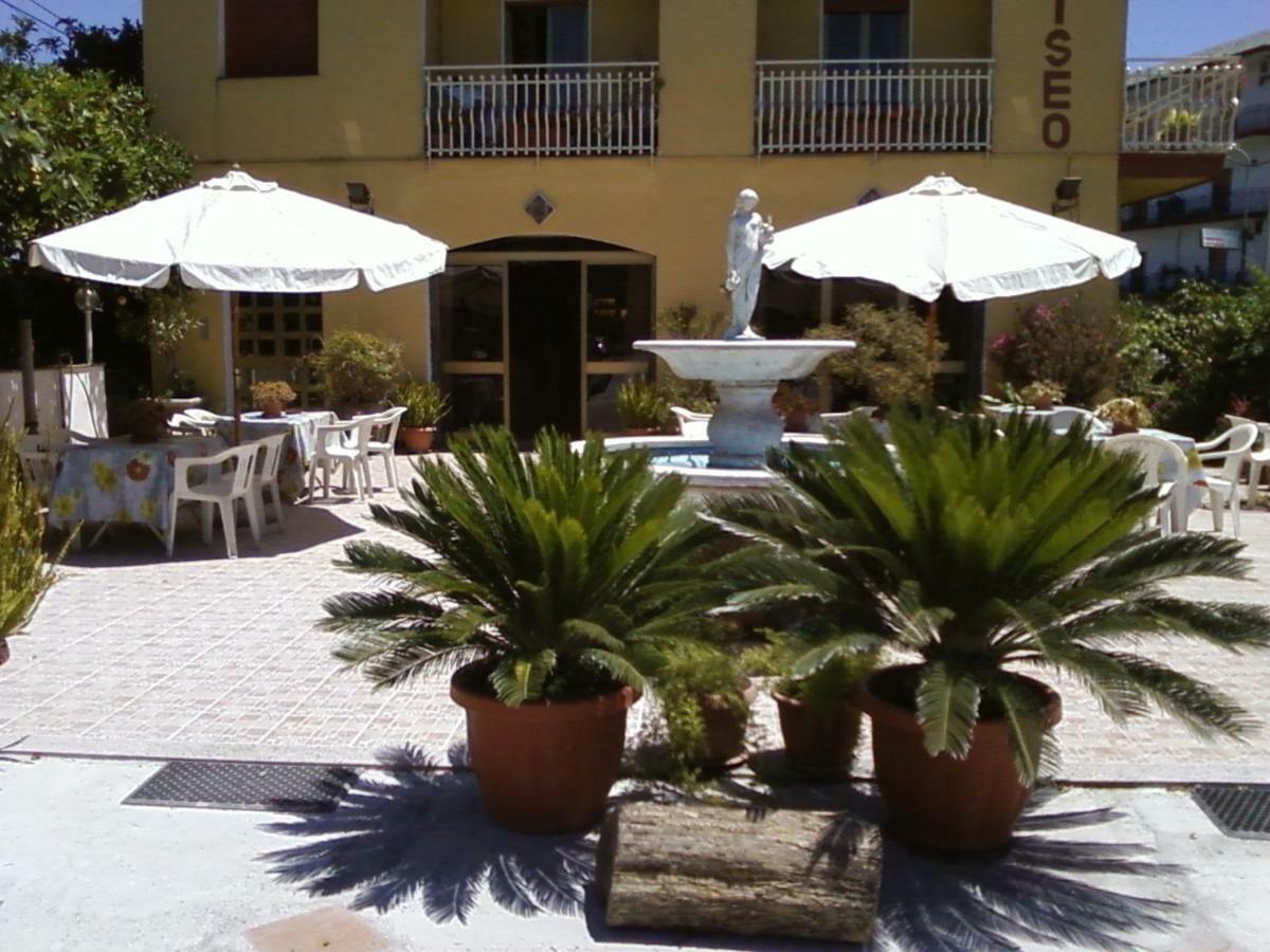 Hotel Eliseo Giardini Naxos Dış mekan fotoğraf