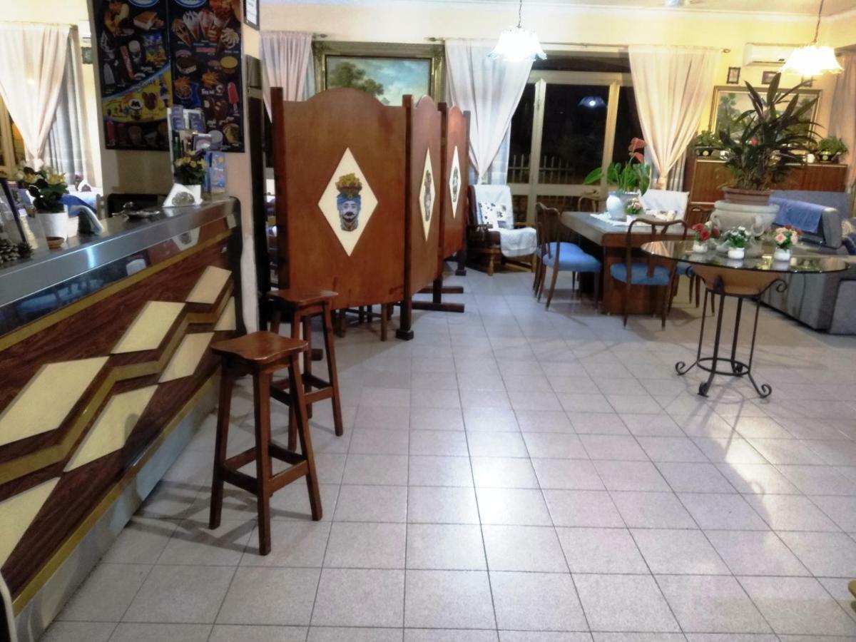 Hotel Eliseo Giardini Naxos Dış mekan fotoğraf