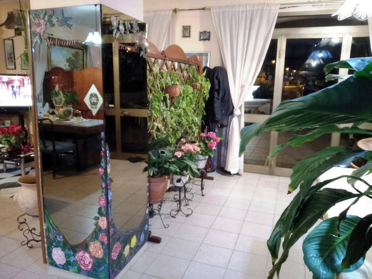 Hotel Eliseo Giardini Naxos Dış mekan fotoğraf